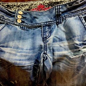 Almost Famous Buttonfly Blue Jeans